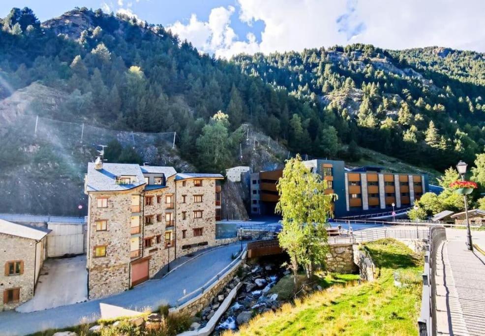 Unico Piso Colorido Y Divertido En Ransol - Increibles Vistas Al Rio Y Naturaleza - Ideal Familias L By Bonesvacances Andorra la Vella Exteriér fotografie